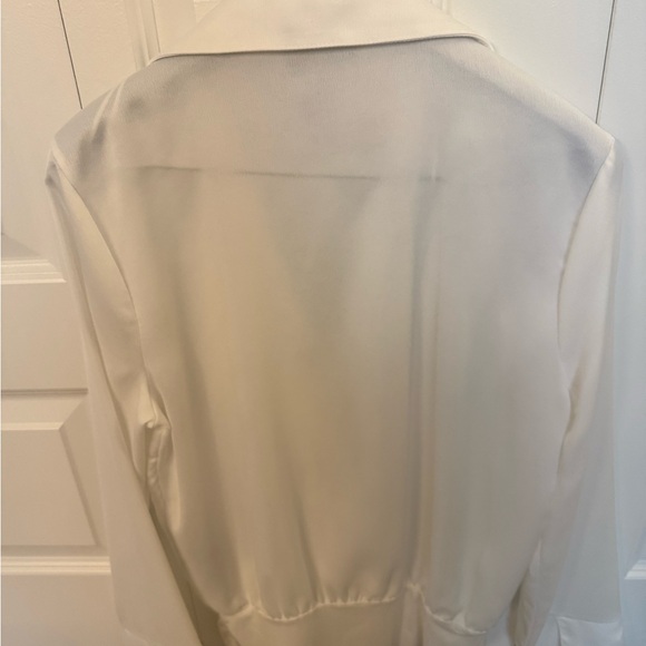 Zara White Long Sleeve Bodysuit with shoulder pad. - Picture 2 of 3